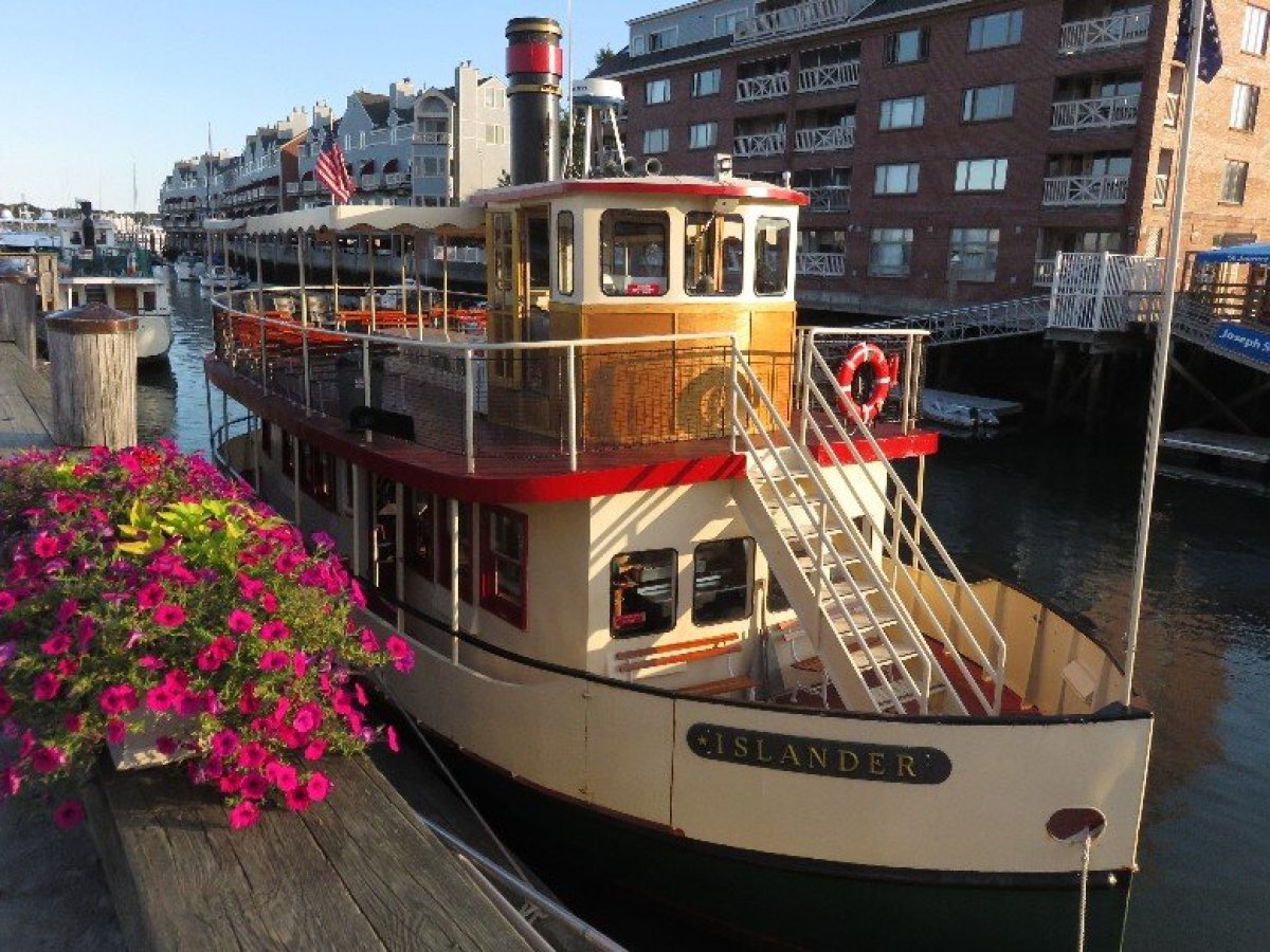 a boat sitting on top of a building